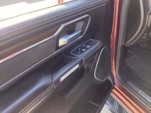 Used 2022 RAM 1500 Laramie AWD/4WD image 12