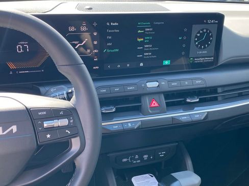 New 2026 Kia K4 EX image 14