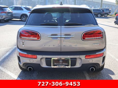 Used 2022 MINI Cooper Clubman S w/ Signature Upholstery Package image 8