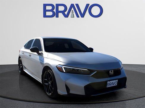 Used 2025 Honda Civic Sport image 3