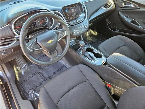 Used 2024 Chevrolet Malibu LT FWD image 12