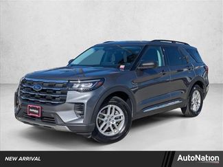 Certified 2025 Ford Explorer Active video 1