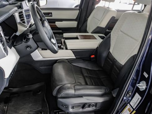 Used 2023 Toyota Sequoia Capstone AWD/4WD image 28