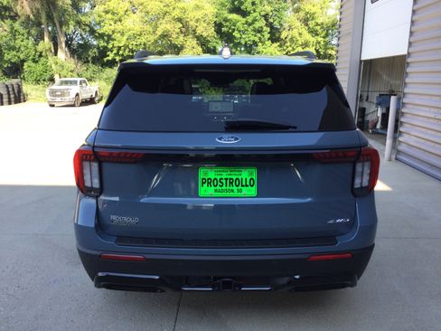New 2026 Ford Explorer ST-Line AWD/4WD image 4