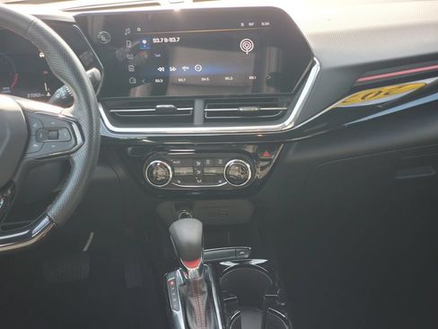 Used 2024 Chevrolet Trax RS w/ Driver Confidence Package FWD image 25