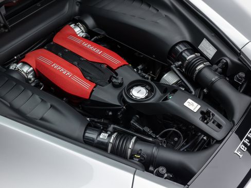 Certified 2018 Ferrari 488 GTB RWD image 57