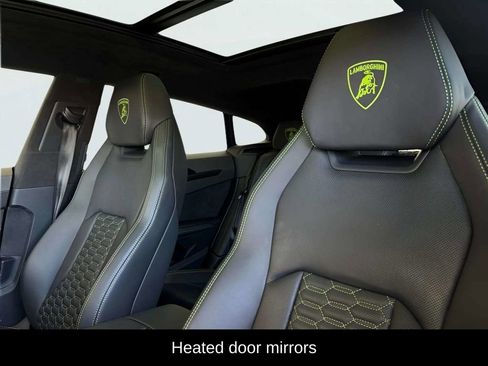 Used 2022 Lamborghini Urus image 14