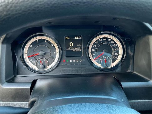 Used 2019 RAM 1500 Classic SLT image 18