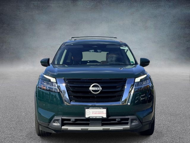 Used 2023 Nissan Pathfinder Platinum AWD/4WD image 6