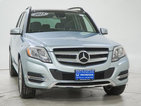 Used 2015 Mercedes-Benz GLK 350 4MATIC image 15