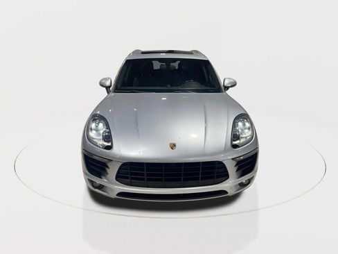 Used 2016 Porsche Macan S image 9