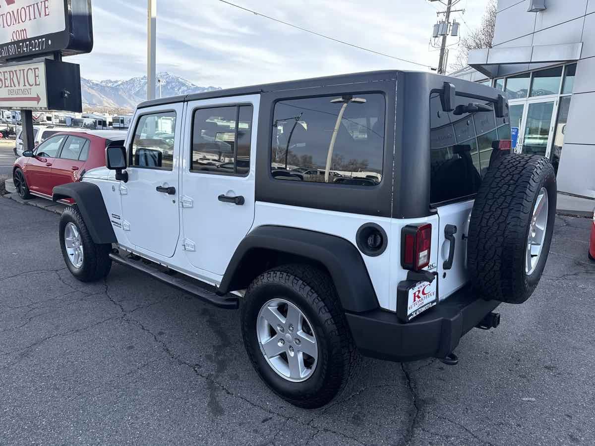 Used 2015 Jeep Wrangler Unlimited Sport w/ Quick Order Package 24S AWD/4WD image 8