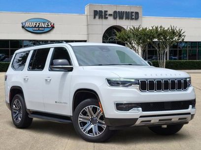 Used 2024 Jeep Wagoneer Series II w/ Flexible Seating Group