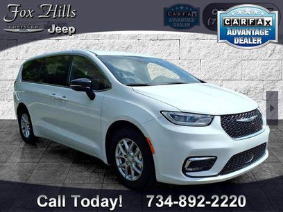 Certified 2026 Chrysler Pacifica Select