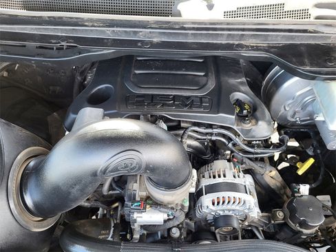 Used 2019 RAM 1500 Limited image 23