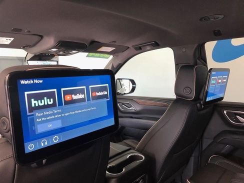 Used 2024 Chevrolet Tahoe Premier w/ Advanced Technology Package image 10