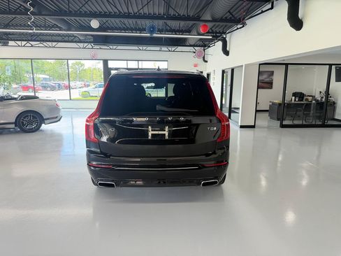 Used 2017 Volvo XC90 T5 R-Design w/ Vision Package FWD image 6