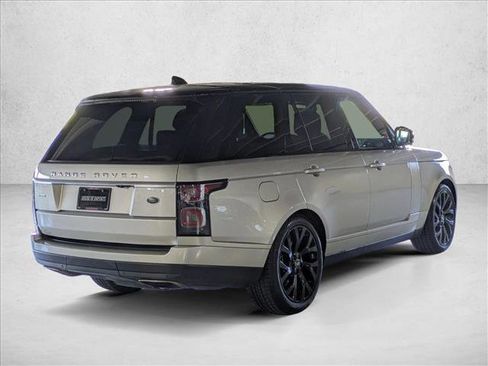 Used 2018 Land Rover Range Rover HSE image 5