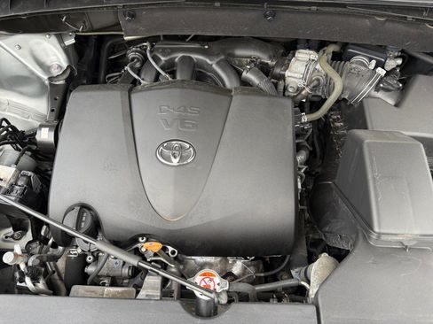 Used 2018 Toyota Highlander Limited Platinum AWD/4WD image 21