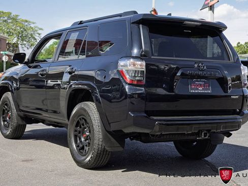 Used 2021 Toyota 4Runner Venture w/ Moonroof Package AWD/4WD image 14