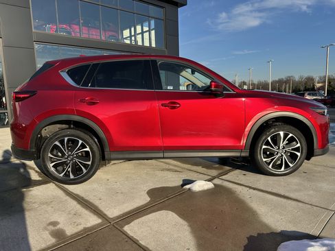 Certified 2022 MAZDA CX-5 AWD 2.5 S w/ Premium Package image 8
