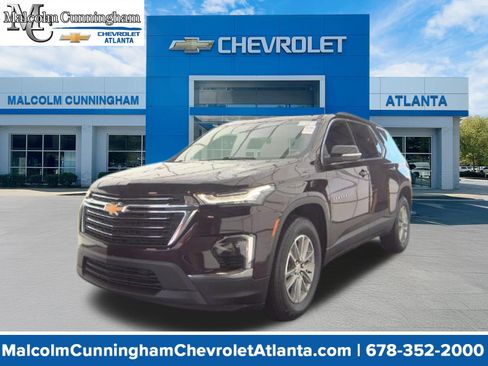 Used 2023 Chevrolet Traverse LT FWD image 1