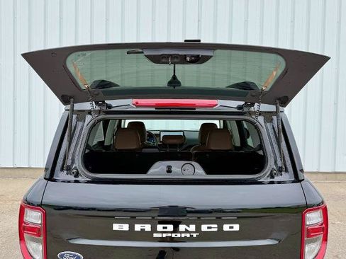 Certified 2025 Ford Bronco Sport Outer Banks w/ Outer Banks Tech Package+ AWD/4WD image 18