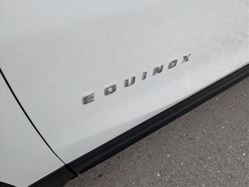 Used 2019 Chevrolet Equinox LT FWD image 10