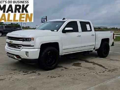 Used 2018 Chevrolet Silverado 1500 LTZ Z71 image 4