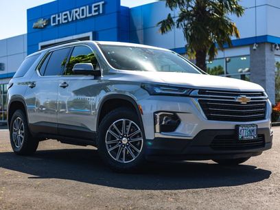 Used 2022 Chevrolet Traverse LT