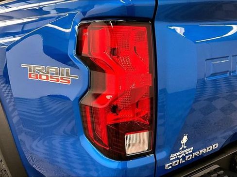Used 2024 Chevrolet Colorado Trail Boss w/ Advanced Trailering Package AWD/4WD image 32