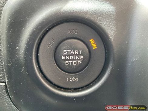 Used 2020 Jeep Gladiator Rubicon w/ Dual Top Group AWD/4WD image 11