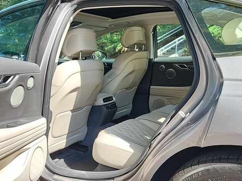 Used 2024 Genesis G80 2.5T w/ Sport Prestige Package AWD/4WD image 25