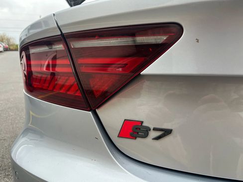 Used 2017 Audi S7 Premium Plus w/ Driver Assistance Package image 11