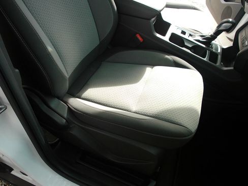 Used 2018 Ford Escape SE FWD image 51