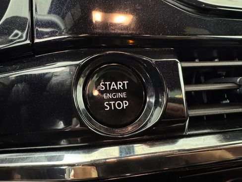 Used 2025 Nissan Pathfinder Rock Creek image 17