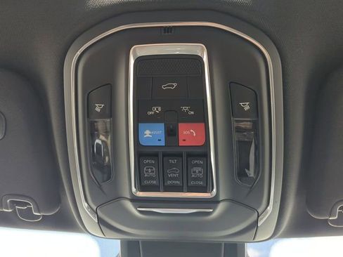 New 2026 Jeep Cherokee Limited AWD/4WD image 25