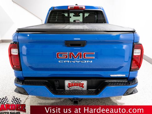 Used 2025 GMC Canyon Elevation w/ Convenience Package AWD/4WD image 4
