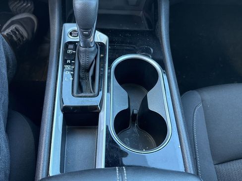 Used 2024 Nissan Altima 2.5 SV image 4