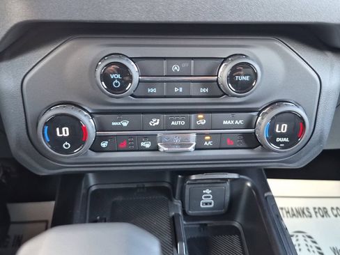 New 2026 Ford Bronco Outer Banks AWD/4WD image 28