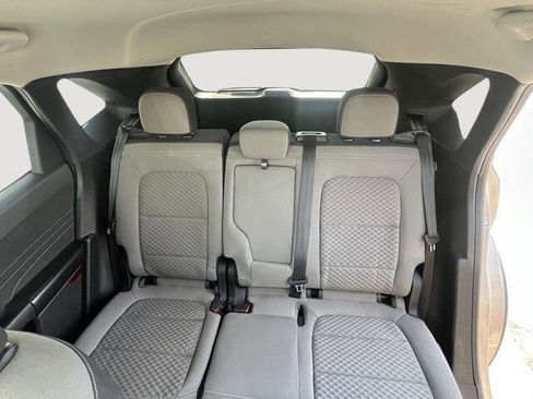 Used 2021 Ford Escape SE w/ Convenience Package image 24