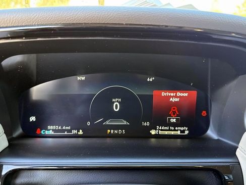 Used 2021 Lincoln Nautilus Reserve w/ Equipment Group 201A image 29