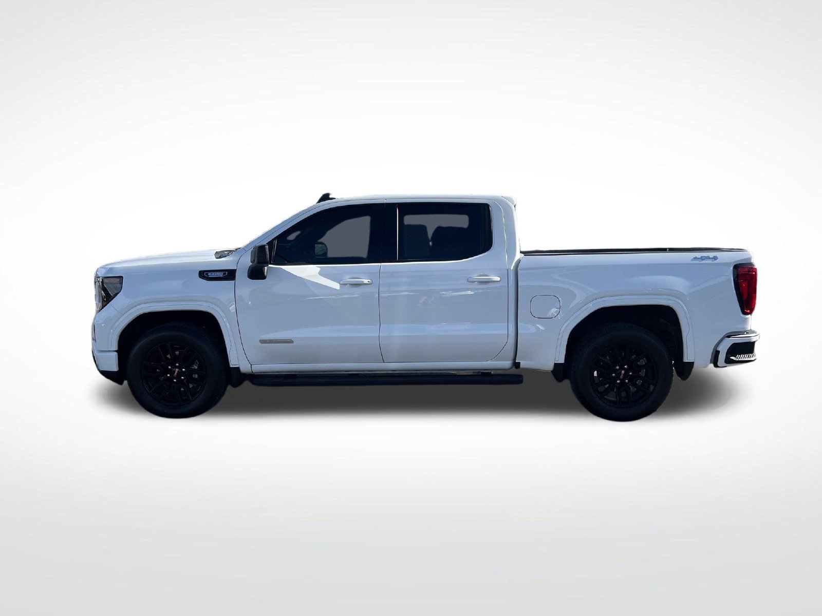 Used 2025 GMC Sierra 1500 Elevation w/ Preferred Package AWD/4WD image 7
