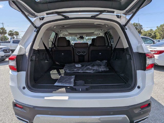 New 2026 Honda Pilot Touring image 12