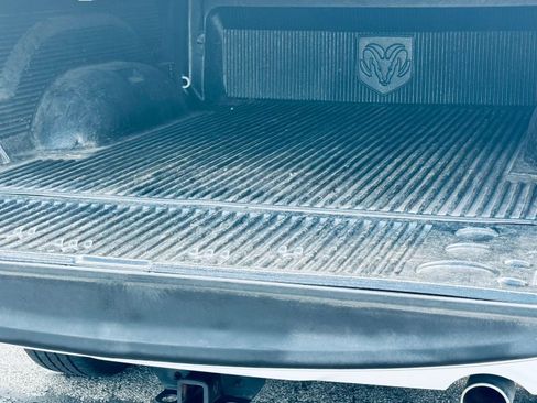 Used 2014 RAM 1500 Express AWD/4WD image 13