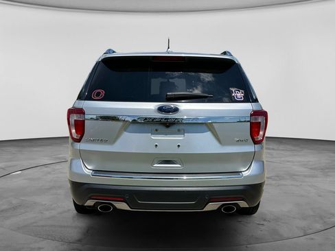 Used 2018 Ford Explorer Limited AWD/4WD image 8
