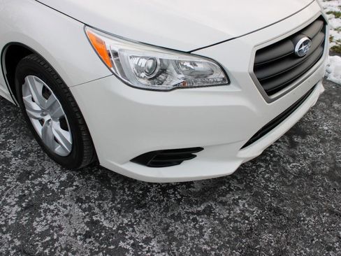Used 2016 Subaru Legacy 2.5i image 2