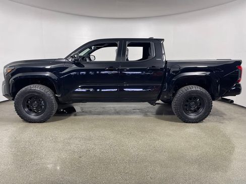 New 2025 Toyota Tacoma SR5 image 6