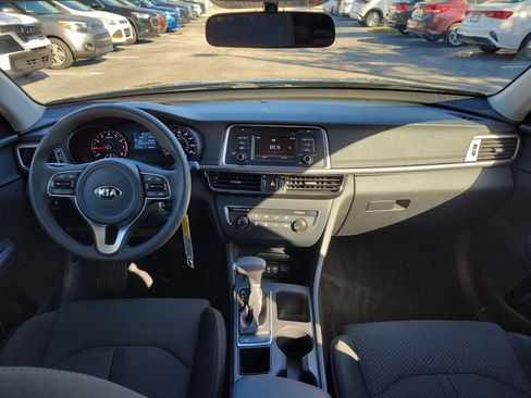 Used 2017 Kia Optima LX w/ Option Group 014 image 16