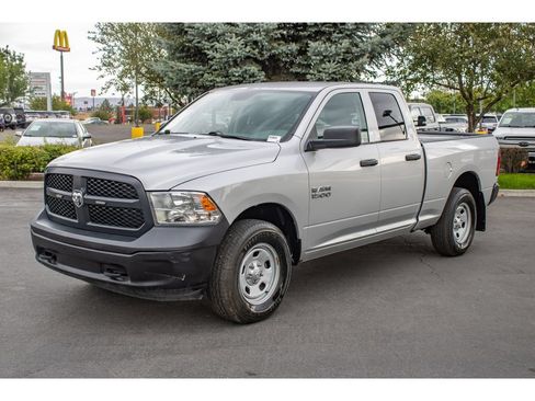 Used 2017 RAM 1500 Tradesman w/ Popular Equipment Group AWD/4WD image 4